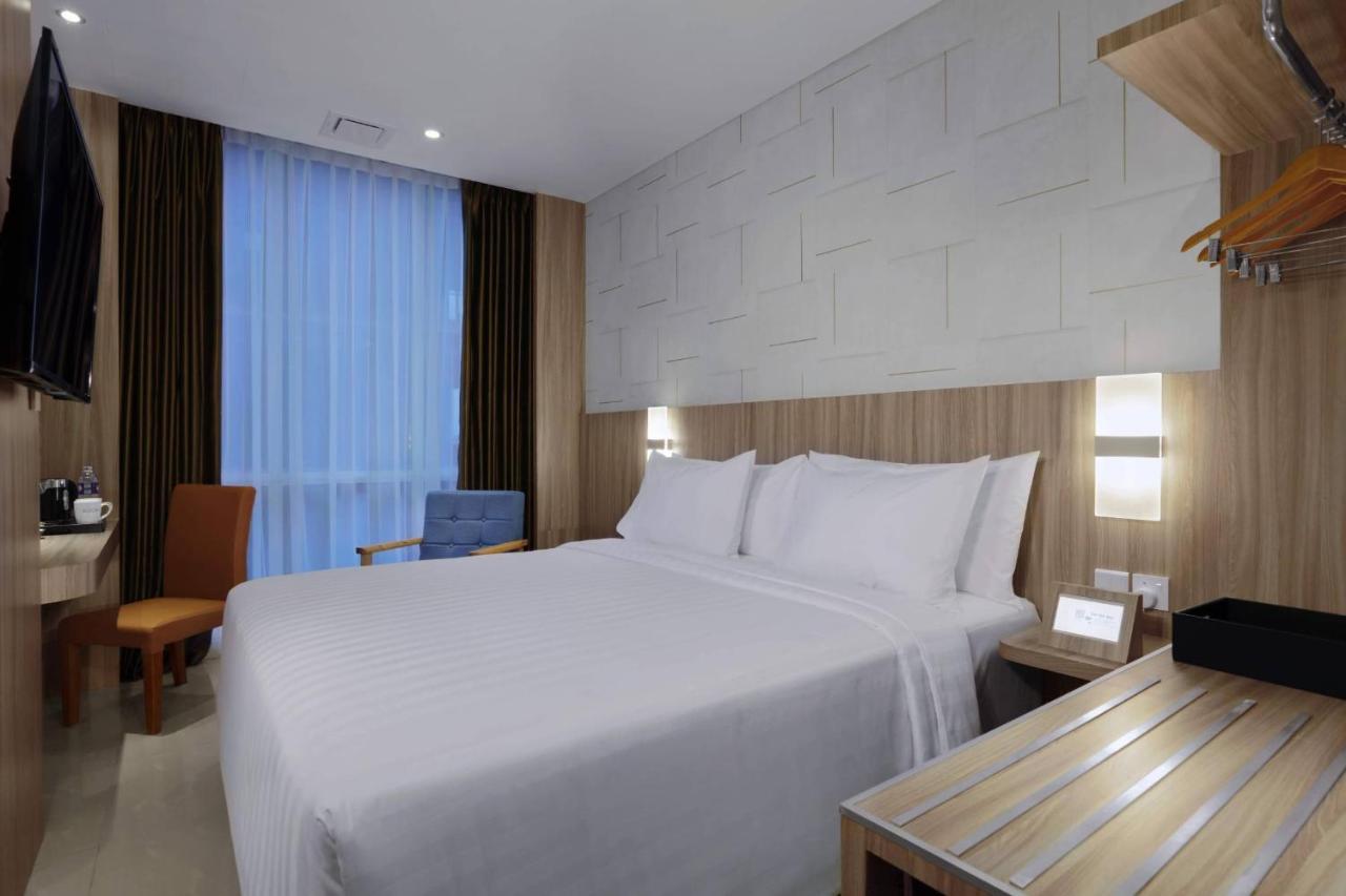 Aston Nagoya City Hotel Batam Eksteriør billede